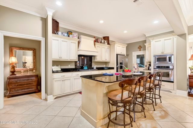 809 Darius Drive, Biloxi, MS 39532