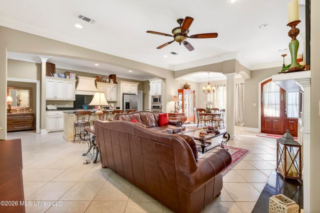 809 Darius Drive, Biloxi, MS 39532