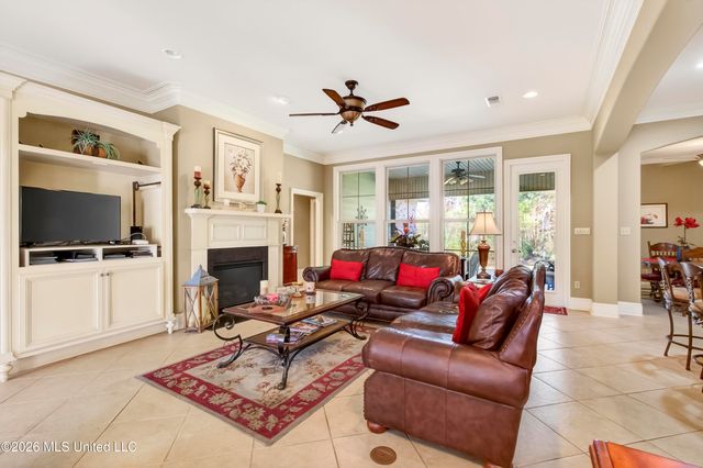 809 Darius Drive, Biloxi, MS 39532