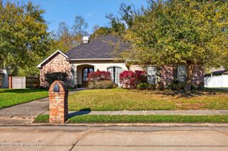 809 Darius Drive, Biloxi, MS 39532