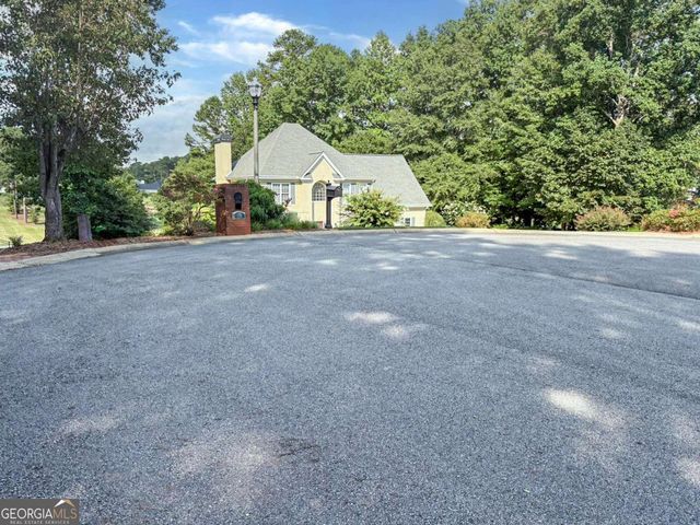 100 Wyngate Drive, Newnan, GA 30265