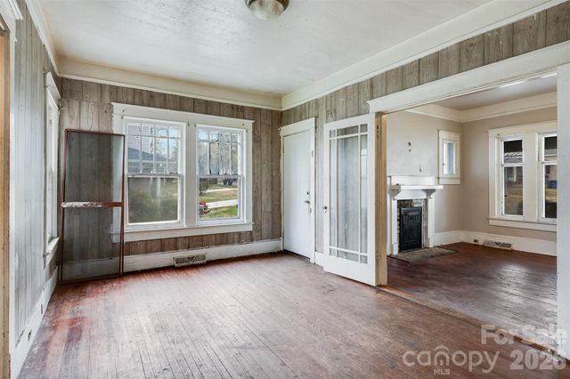 1134 Wilson W Lee Boulevard, Statesville, NC 28677