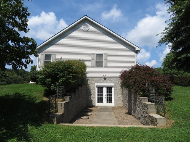 65 Stanley Drive, Prichard, WV 25555