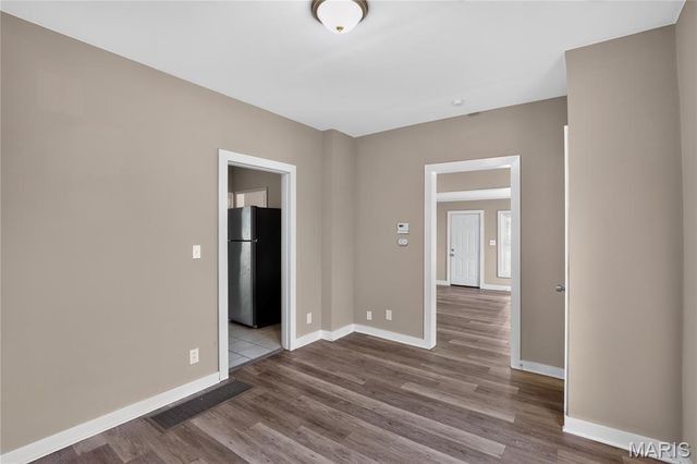 7041 Glades Avenue, St Louis, MO 63117