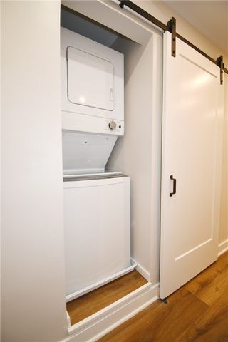 112 Washington Pl 2G, Downtown Pgh, PA 15219