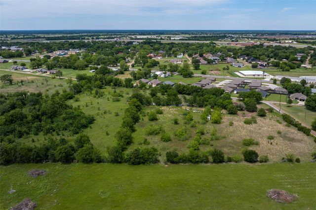 520 E Eubank Street, Mabank, TX 75147