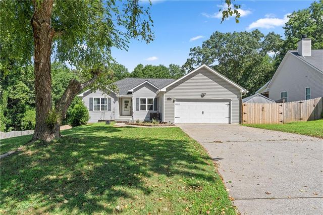 104 Legend Creek Drive, Canton, GA 30114