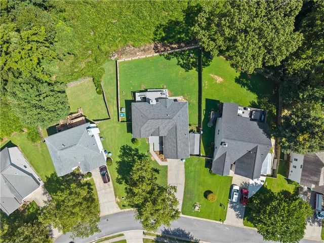 104 Legend Creek Drive, Canton, GA 30114