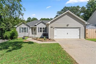 104 Legend Creek Drive, Canton, GA 30114
