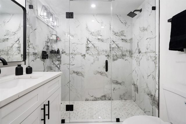 8711 N DEXTER AVENUE, Tampa, FL 33604