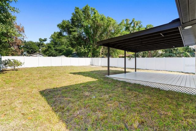 8711 N DEXTER AVENUE, Tampa, FL 33604