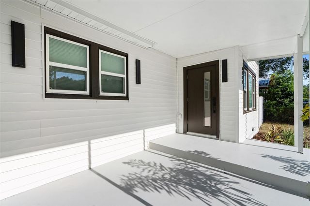 8711 N DEXTER AVENUE, Tampa, FL 33604