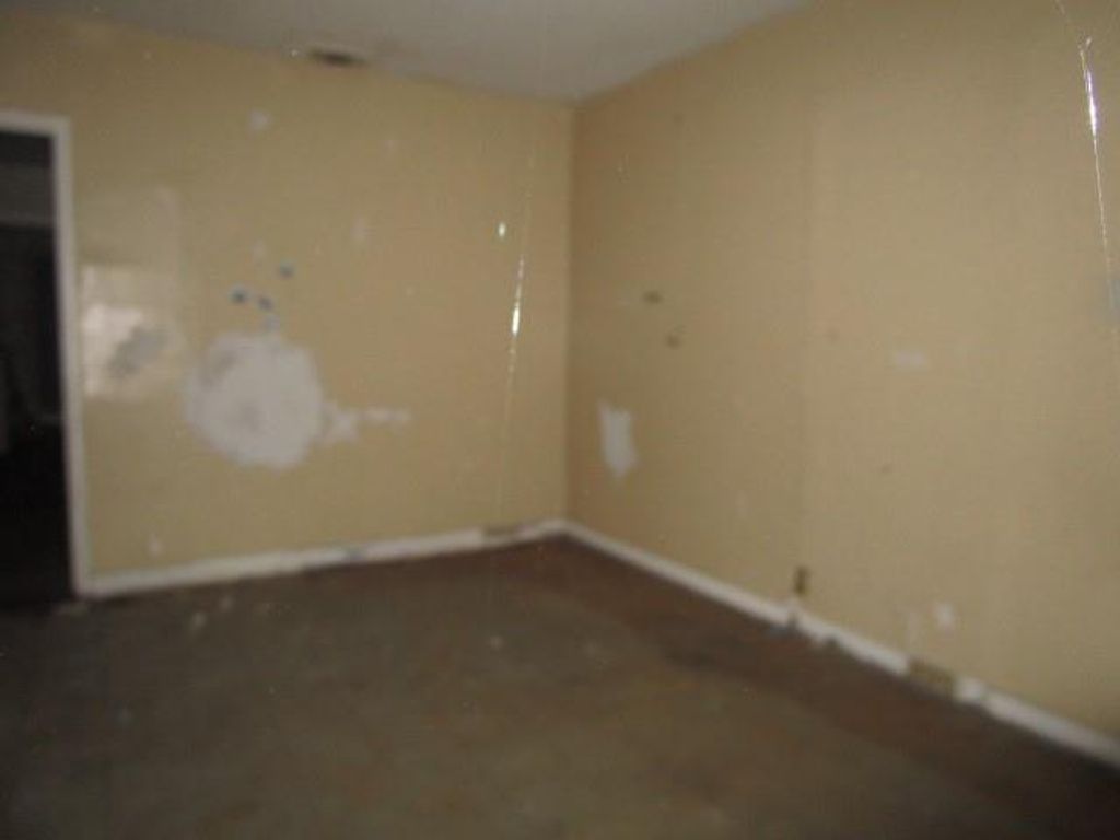 1950 Pleasant Avenue, Mobile, AL 36617 — photo 4