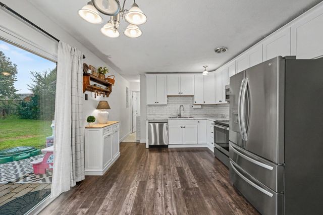 2511 Inverness Court 2511 Inverness Court, Troy, OH 45373