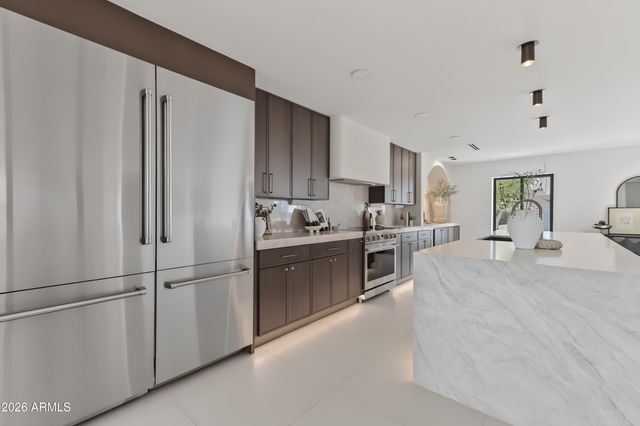 13835 N 51st St Street, Scottsdale, AZ 85254