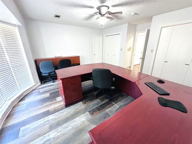 722 E Wheatland, Duncanville, TX 75116