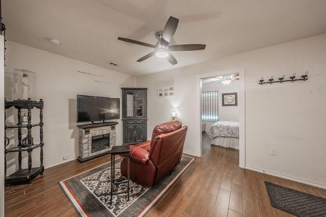 1045 Valentine Street, Hurst, TX 76053