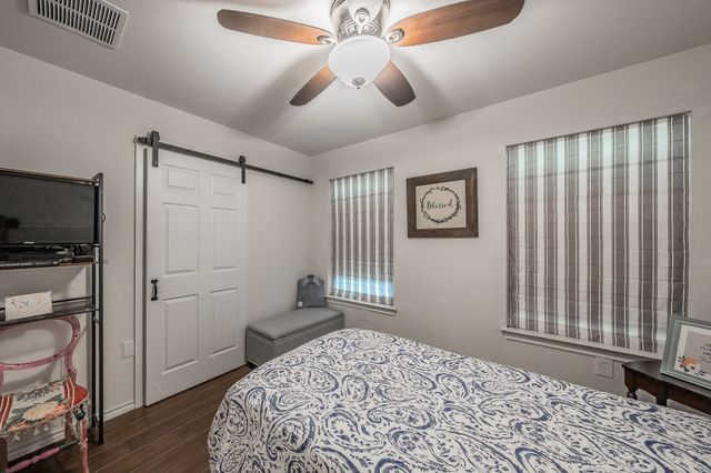 1045 Valentine Street, Hurst, TX 76053