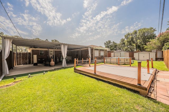 1045 Valentine Street, Hurst, TX 76053