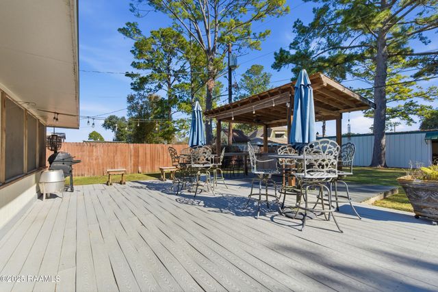 121 Tanya Street, Lafayette, LA 70507