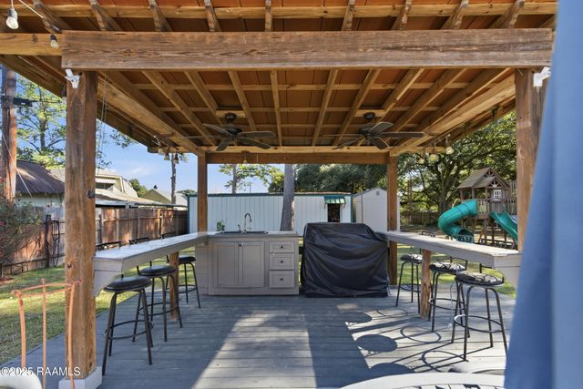 121 Tanya Street, Lafayette, LA 70507