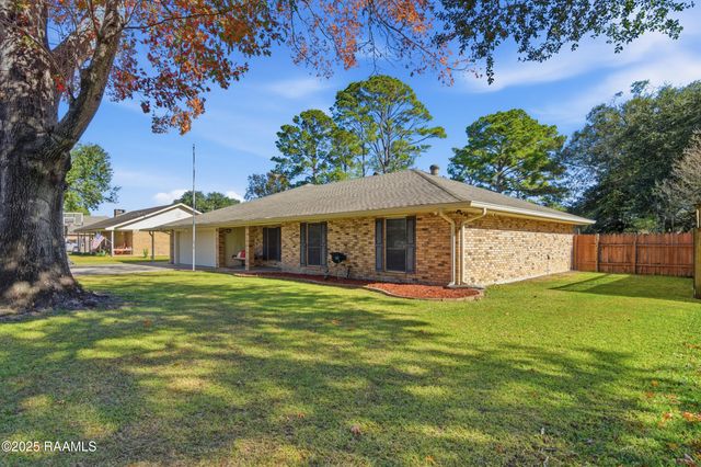 121 Tanya Street, Lafayette, LA 70507