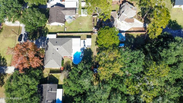 121 Tanya Street, Lafayette, LA 70507