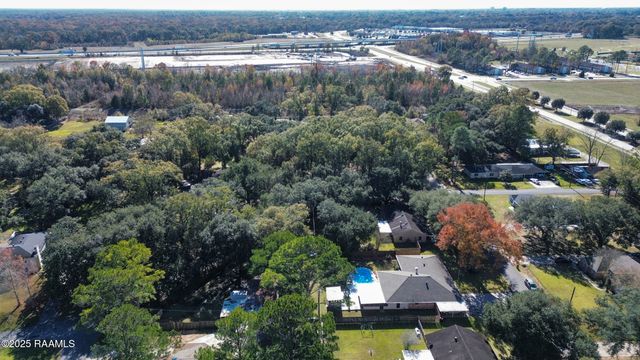 121 Tanya Street, Lafayette, LA 70507