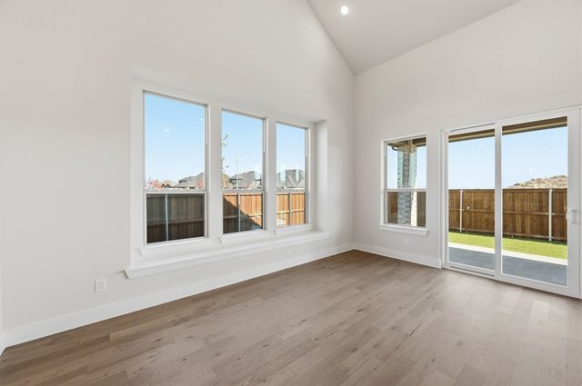 1025 Alberta Spruce Road, Fort Worth, TX 76247