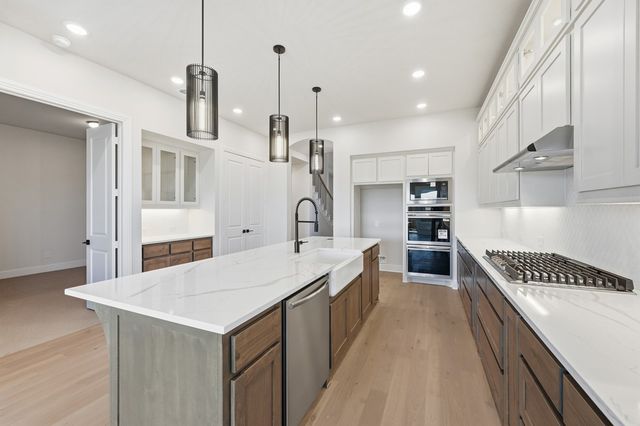 1025 Alberta Spruce Road, Fort Worth, TX 76247