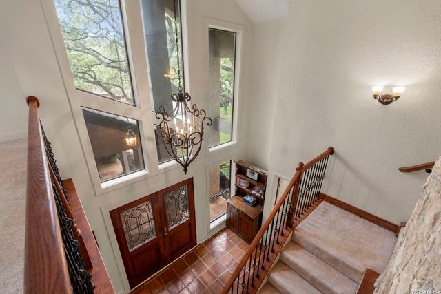 415 Woodway Forest Dr, San Antonio, TX 78216