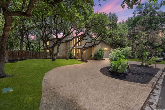 415 Woodway Forest Dr, San Antonio, TX 78216