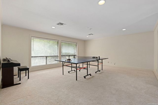 415 Woodway Forest Dr, San Antonio, TX 78216