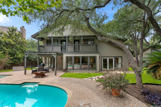 415 Woodway Forest Dr, San Antonio, TX 78216