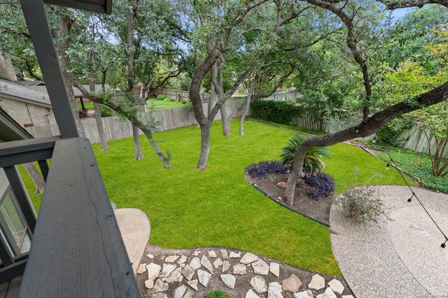 415 Woodway Forest Dr, San Antonio, TX 78216