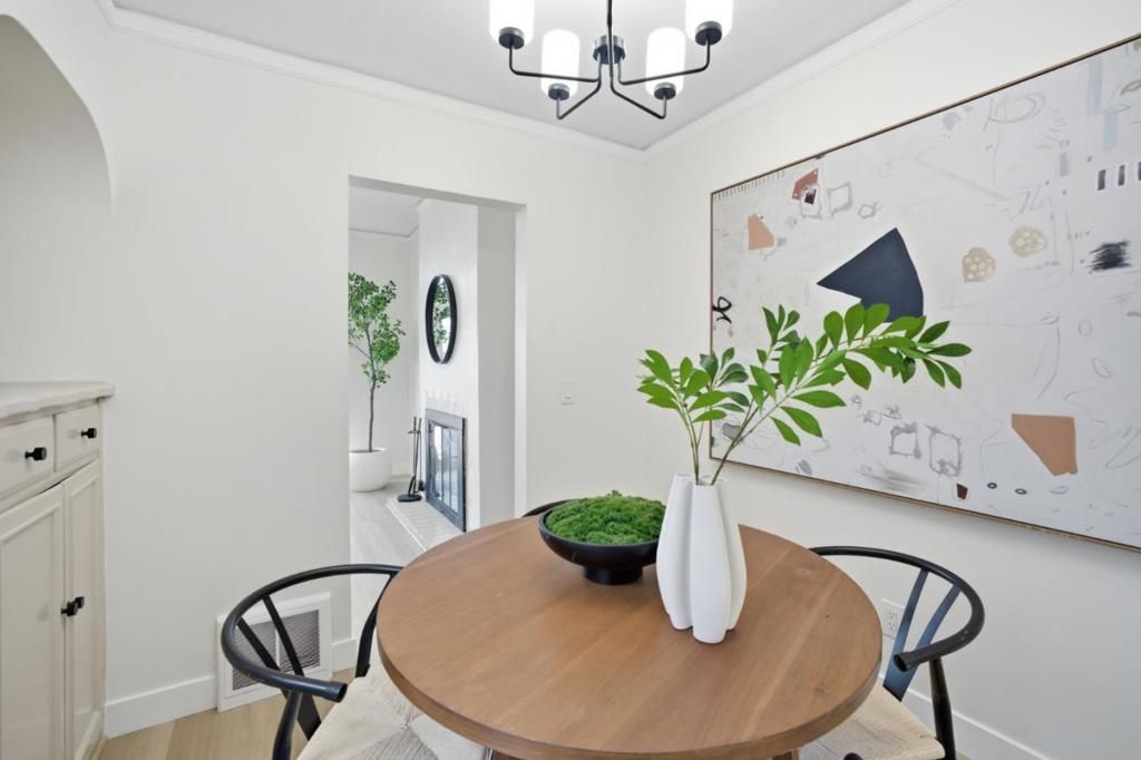 Image 11 of property listing at 561 Winchester Street, Daly City, CA 94014