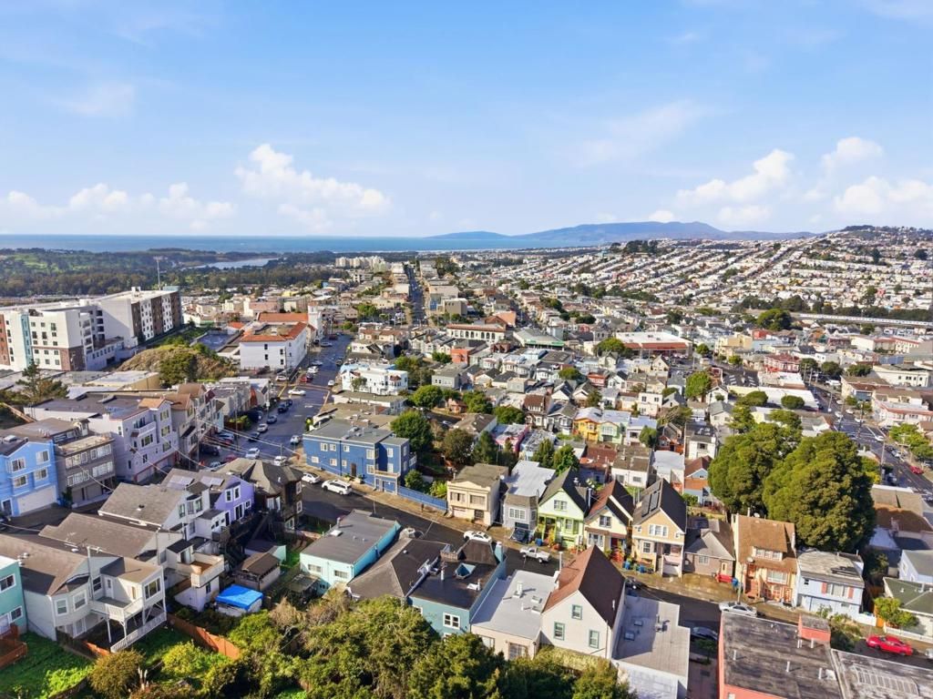 Image 34 of property listing at 561 Winchester Street, Daly City, CA 94014
