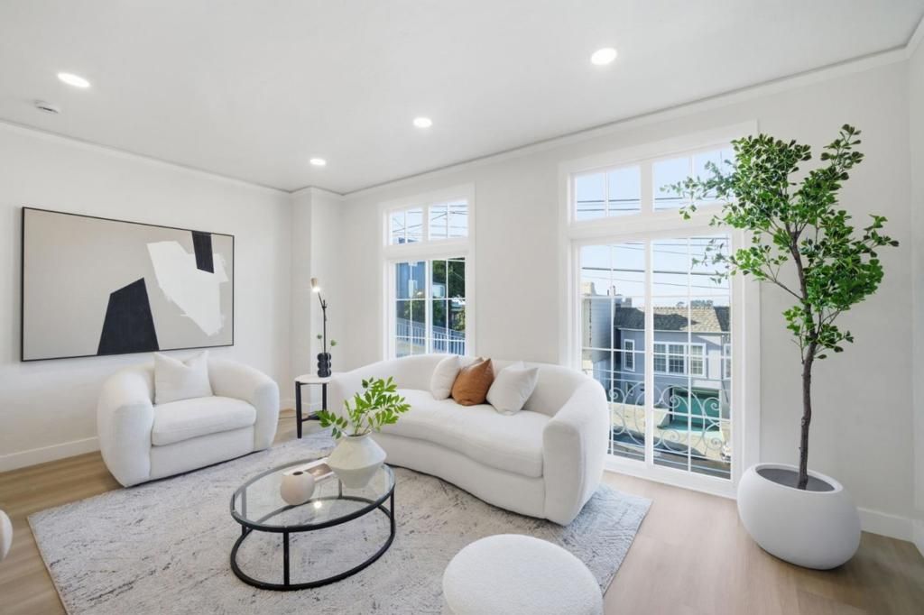 Image 7 of property listing at 561 Winchester Street, Daly City, CA 94014