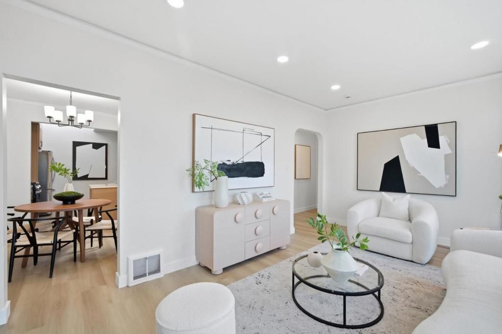 Image 9 of property listing at 561 Winchester Street, Daly City, CA 94014