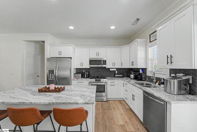 231 Addison Circle, Pelzer, SC 29669