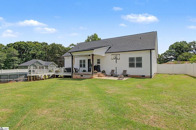 231 Addison Circle, Pelzer, SC 29669