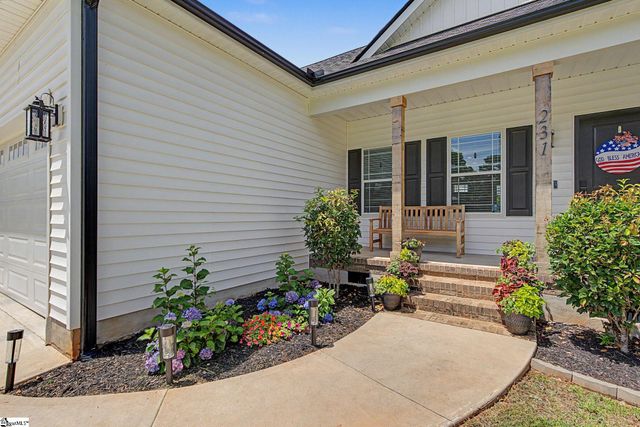 231 Addison Circle, Pelzer, SC 29669