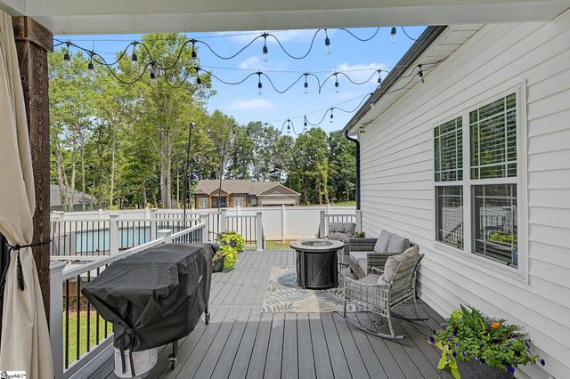 231 Addison Circle, Pelzer, SC 29669