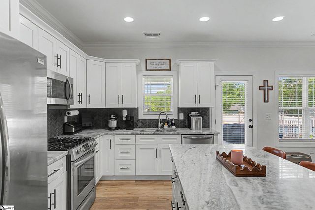 231 Addison Circle, Pelzer, SC 29669