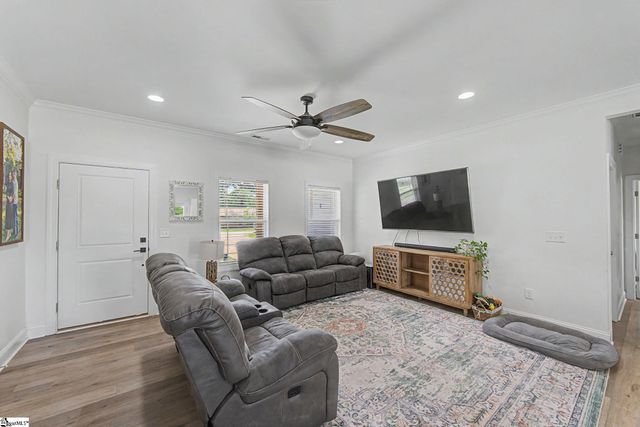 231 Addison Circle, Pelzer, SC 29669