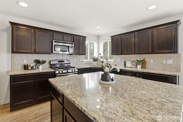 20208 13th Avenue W, Lynnwood, WA 98036