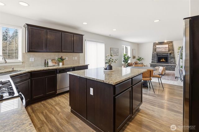 20208 13th Avenue W, Lynnwood, WA 98036