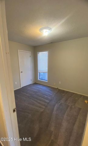 106 Twinwood Drive, Jacksonville, NC 28546