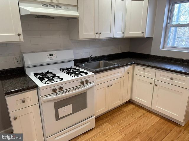 524 N PAXON ST, Philadelphia, PA 19131