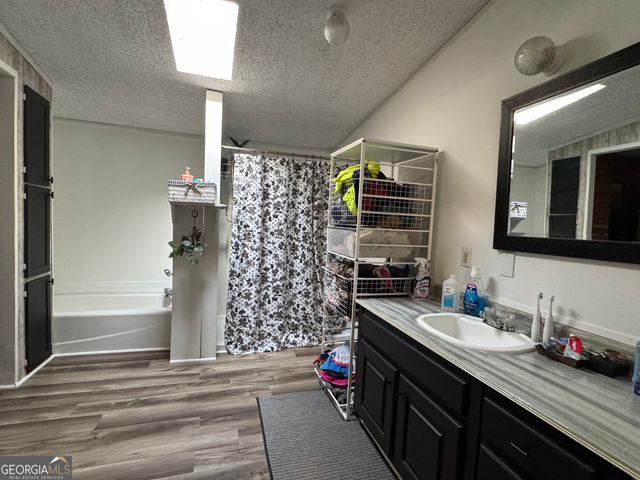 100 Lakeview Drive, Colbert, GA 30628